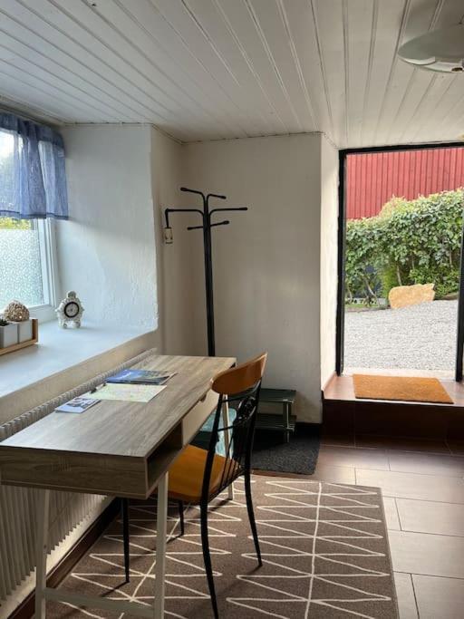 Independent Apartment In Borås Екстериор снимка